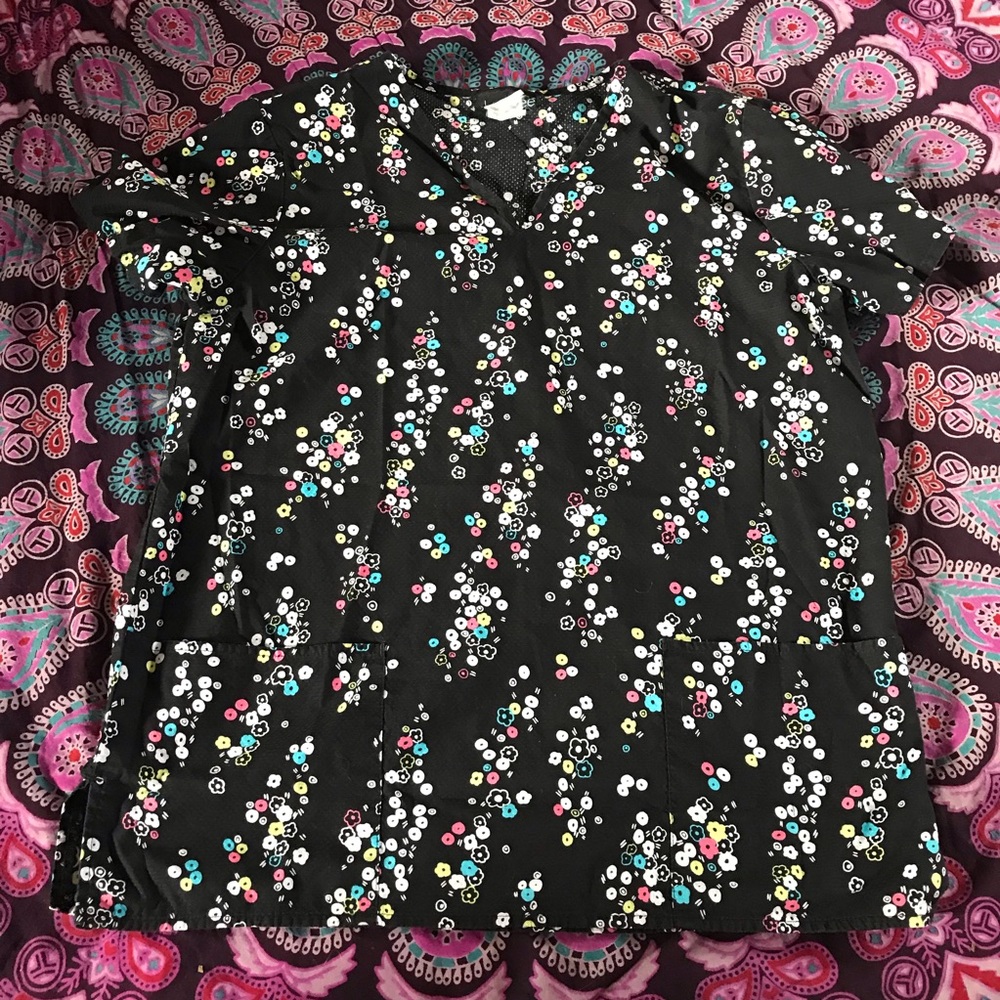 Cherokee Flower Scrub Top